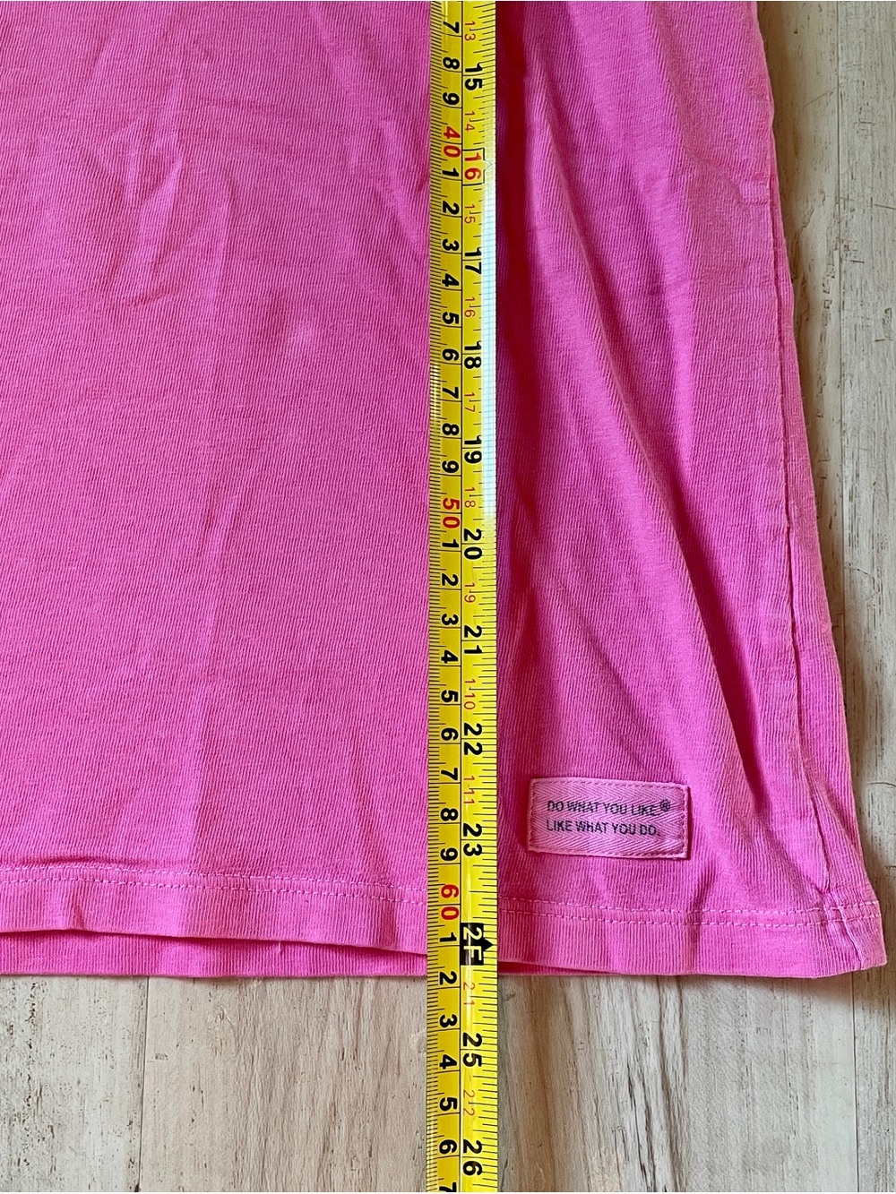 Life Is Good Girls' Night Out Pink Graphic Tee, camping, women’s size: Large - Picture 4 of 9
